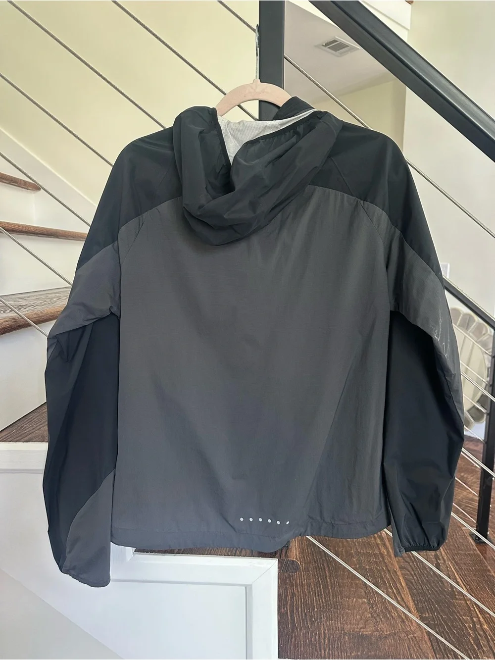 Women’s Nike Shield Windbreaker Jacket Black Grey | Size: Large